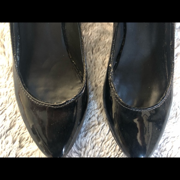 Patent leather kitten heels SIZE 9 - Picture 4 of 6